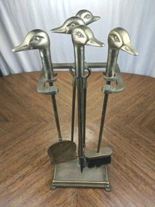 Set attrezzi camino testa d'anatra in ottone vintage + supporto - Art Deco MCM - Foto 1 di 14