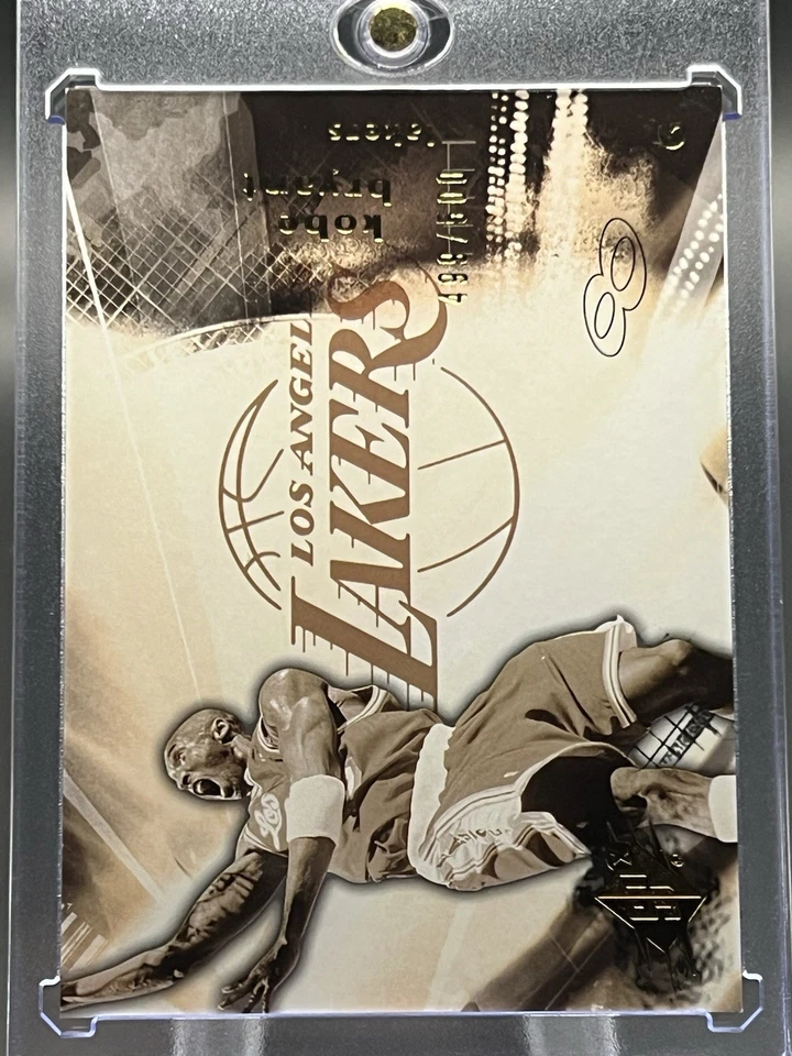 Kobe Bryant  2004-05 Upper Deck SPx Throwback Variation SP (/500) #37 -LAKERS - Image 1 of 1