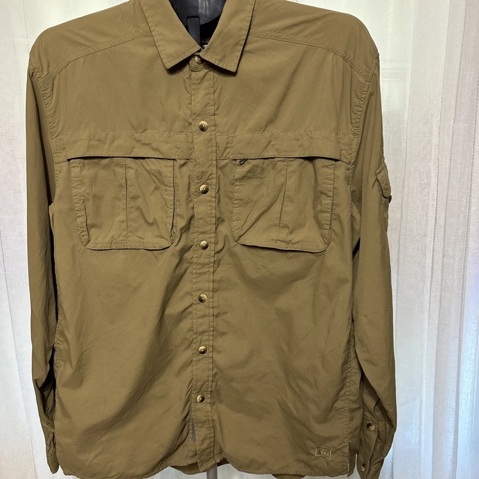Camisa REI Coop Senderismo Aire Libre Para Hombres L Manga Larga Botón Caqui Mezcla de Nylon Foto 1 de 4