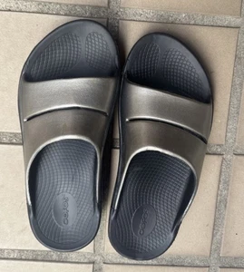 OOFOS Bronze Comfort Recovery Slides, Damengröße 10, Herrengröße einmal getragen! - Bild 1 von 5
