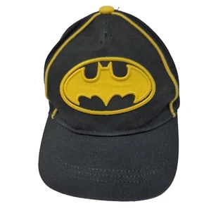 Batman Boy's Stretchy Hat Black Yellow Size L 2-4 Years Embroidered Logo - Picture 1 of 9