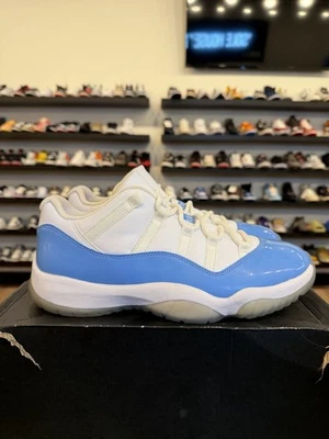 Jordan 11 retrô baixo UNC 2017 tamanho 10.5 novo em folha 528895-106 azul branco - Imagem 1 de 4