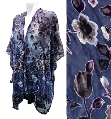 Mujeres Hada Encogerse de hombros Terciopelo Azul Burnout Flores Caprichoso Caprichoso Frente abierto Foto 1 de 4