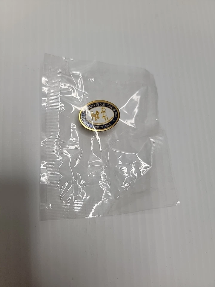 NEW YORK YANKEES STADIUM 2006 OLD TIMERS DAY 50th ANNIV PERFECT GAME NY SGA PIN  - Image 1 of 1