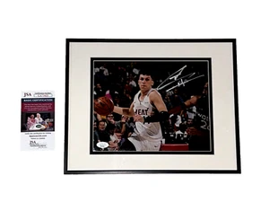 Miami Heat Tyler Herro signiertes 8x10 Foto 11x14 schwarzer Aluminiumrahmen JSA COA - Bild 1 von 3
