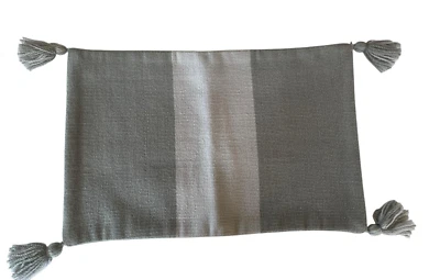 Funda de almohada de lana Pottery Barn Dhurrie lumbar 14 pulgadas x 26 pulgadas rectangular a rayas grises Foto 1 de 4