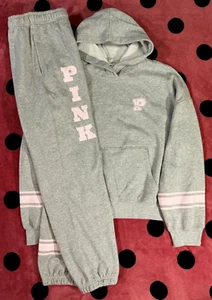 Victoria's Secret rosa campus felpa con cappuccio + set pantaloni campus grigio rosa tulipano L o XL - Foto 1 di 12