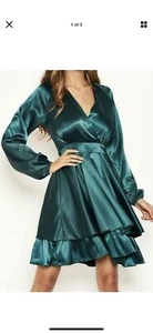 Women's Brand New AX Paris Long Sleeved Green Satin Dress Size 14 - Picture 1 of 2