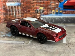 Hot Wheels 1985 Chevrolet Camaro Iroc-Z Red Real Rider Wheel Swapped - Picture 1 of 4