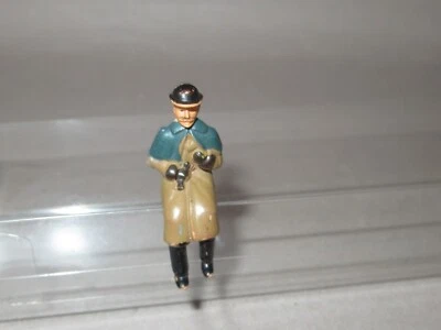 Alter Corgi Beifahrer für Daimler 1910 9021 - Bild 1 von 2