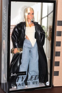 BARBIE BY MAEVE REILLY BRAND NEW WITH SHIPPER MATTEL HRM20 9993 - Picture 1 of 6