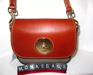 Dooney & Bourke New Flap Saddle Crossbody Bag Taupe Pebble Leather NWT $248 - Picture 1 of 7