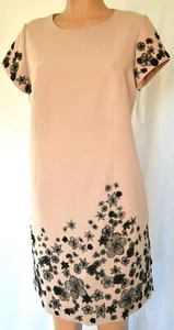 GORRA TONY WARD BEIGE SIN MANGAS ENCAJE NEGRO CUENTAS BORDADO APLIQUE FORRADO TALLA 42 - Imagen 1 de 10
