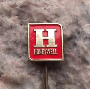 Honeywell Vintage Computer Mainframe Consumer Electronics Technology Pin Badge - Picture 1 of 12