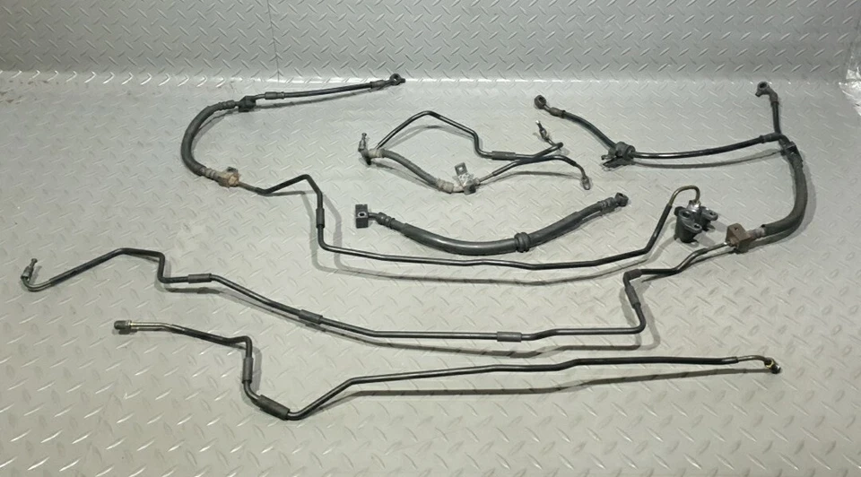 Mangueras y distribuidores de líneas de freno ABS delanteras y traseras Honda CBF 600 SA 2008-2013 Foto 1 de 4