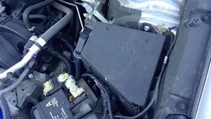 LEGACY 2020 Fuse Box Engine 10944056 - Foto 1 di 12