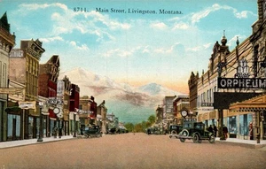 LIVINGSTON, MONTANA POSTKARTE HAUPTSTRASSE, GESCHÄFTSSCHILDER, VERZIERTE GEBÄUDEFRONTEN - Bild 1 von 2