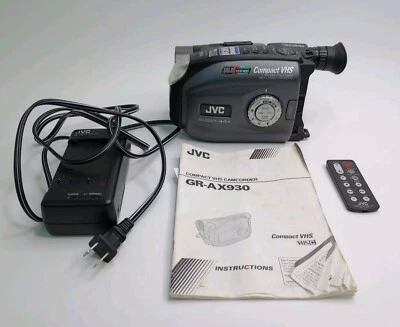 JVC GR-AX930U Videomovie Compact VHS-C Camcorder Video Camera - Image 1 of 4