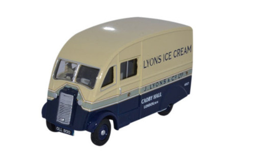 VANS Oxford Diecast 76CM009 Commer Q25 Van Lyons Ice cream OO Gauge