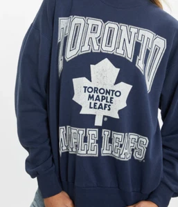 NHL Toronto Maple Leafs Hockey logo graphic navy color Sweatshirt KV23297 - Picture 1 of 2