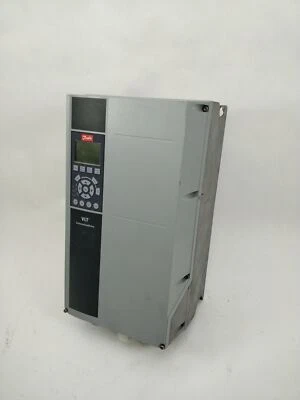 Danfoss 131B4223 FC-102P3K0T4E55H1XGXXXXSXXXXAXBXCXXXXDX 3.0kW - Bild 1 von 4