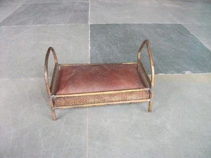 Vintage Unique Fine Penny Baby Doll House Bed, Collectible - Picture 1 of 9