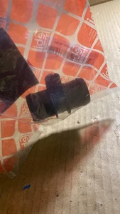 Tubo de refrigerante Febi Bilstein 170759 negro - Imagen 1 de 3