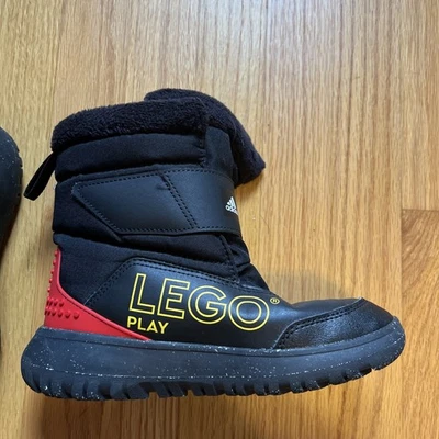 Botas de invierno Adidas para niños pequeños Lego Winterplay negras talla 3 GZ2075 Foto 1 de 4