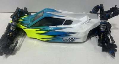 Team Associated B6.4 - Image 1 of 4