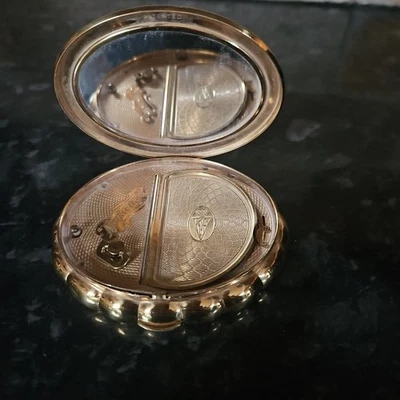 Vintage KIGU Gold Tone Minuette Musical Compact - Image 1 of 4