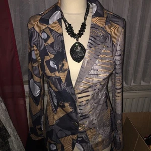 MISSY 2-Knopf Kurzblazer Strass & Glitzer Hingucker Jacke Blazer NEU M - Bild 1 von 4