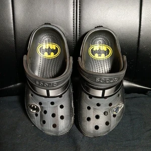 Children's Batman Crocs Size C11 - Picture 1 of 7
