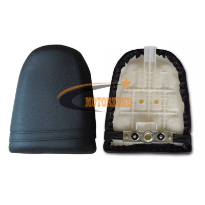 Rear Passenger Seat For Suzuki K1 2001-2003 GSXR600 GSXR750 / GSXR1000 2000-2002 - Image 1 of 3