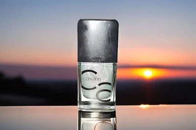 Catrice Gel Nagellack Farbe 164 Elsas Favourite Mermaid Mint  irsierend Glanz 💞 - Bild 1 von 4