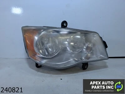 OEM 2013 Chrysler Town & Country 3.6L Halogen Headlight Right RH - Изображение 1 из 4