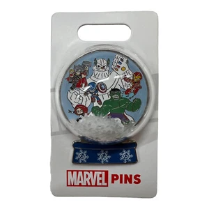 Spilla globo di neve natalizio Marvel Avengers - Foto 1 di 4