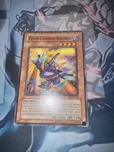 YuGiOh! TCG Toon Cannon Soldier DB2-EN118 Unlimited Edition LP MUST HAVE FTK! - Picture 1 of 2