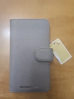 Funda tipo folio de cuero Saffiano Michael Kors con 3 ranuras para tarjetas para iPhone X XS nueva Foto 1 de 3