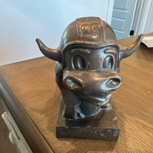 Texas University BEVO BRONZE COLOR Vintage Mascot Metal Coin Ban **Read** - Picture 1 of 7