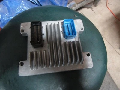 Engine ECM Electronic Control Module 2.2L Fits 02-04 SATURN L SERIES 145284 - Image 1 of 4