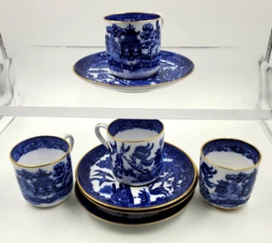 4er Set Copelands Spode blau und weiß Demi Tassen und Untertassen Goldakzente schön! - Bild 1 von 14