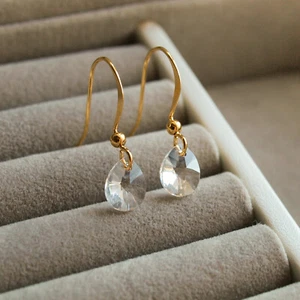 Small Clear Crystal Gold Drop Earrings - Pear Teardrop Charm Dangle Ladies - UK - Picture 1 of 8