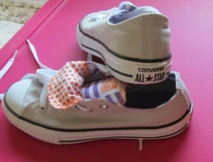 Zapatillas Converse Chuck Taylor All Star Doble Lengua Jóvenes Niñas Talla 1.5 Nuevas sin Caja - Imagen 1 de 5