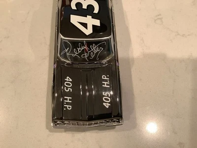 RICHARD PETTY AUTOGRAPHED 1964 DAYTONA 500 PATTERSON MOTORS BELVEDERE & CARD - Image 1 of 4