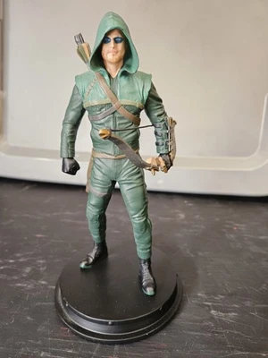 Estatua The CW Arrow Temporada 1 Escala 6 Pulgadas 1/6 con Certificado de Autenticidad Foto 1 de 3