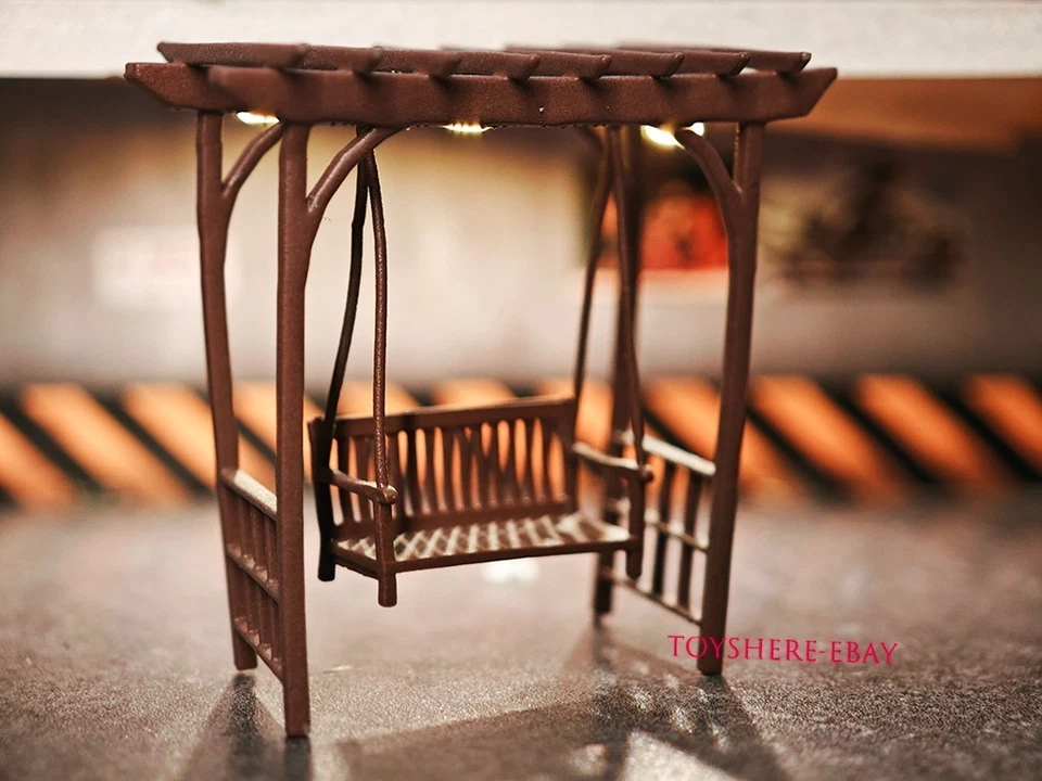 1/64 Scale Movable Garden Swing - Miniature Outdoor Scene Micro Photography Prop - Image 1 of 2