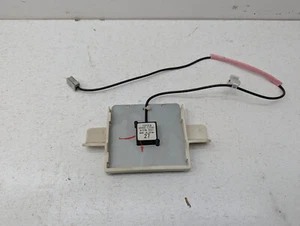 LEXUS IS200 IS220 IS250 '09-13 GPS ANTENNA 86860-53040 - Picture 1 of 5