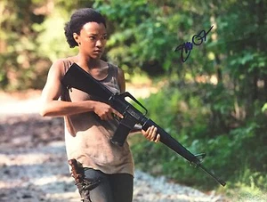 SONEQUA MARTIN-GREEN SIGNED 11X14 PHOTO SASHA THE WALKING DEAD TWD AUTO - Picture 1 of 1