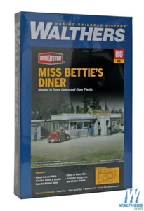 NEW Walthers 933-2909 Miss Bettie's Diner Kit HO Scale Train FREE US SHIP - Picture 1 of 2