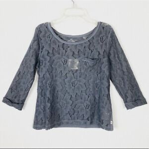 Hollister Grey Floral Lace Half Sleeve Tshirt Size S